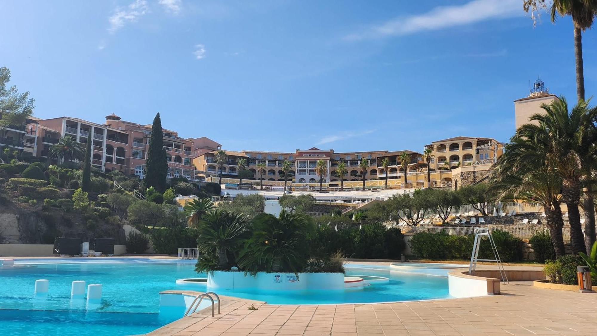 Saint-Raphael- Vue Mer Et Massif De L'Esterel Buitenkant foto